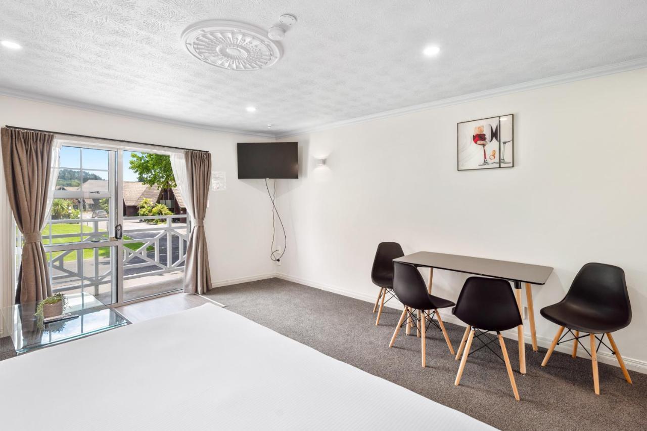 Ashleigh Court Motel Роторуа Екстер'єр фото